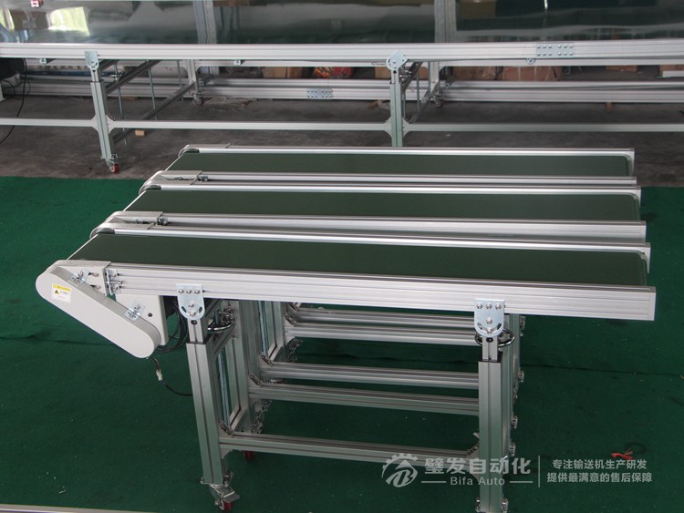 標準小型升降腿皮帶輸送機 標準小型升降腿皮帶輸送機