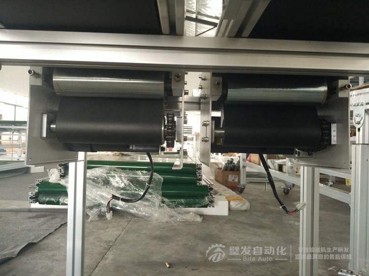 歐標(biāo)型材皮帶面高于型材小型輸送機(jī) 歐標(biāo)型材皮帶面高于型材小型輸送機(jī)