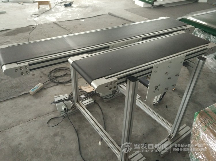 歐標(biāo)型材皮帶面高于型材小型輸送機(jī) 歐標(biāo)型材皮帶面高于型材小型輸送機(jī)