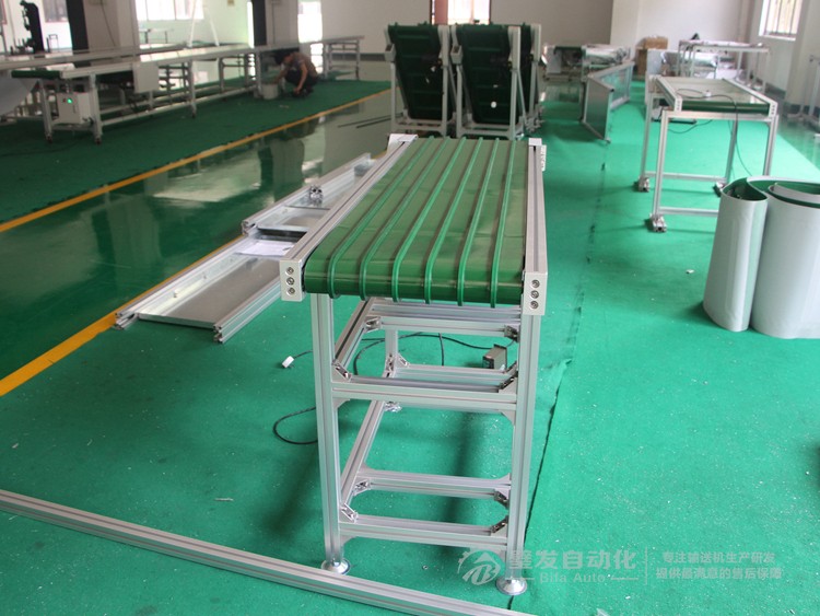 皮帶面加多導條皮帶標準小型輸送機 皮帶面加多導條皮帶標準小型輸送機