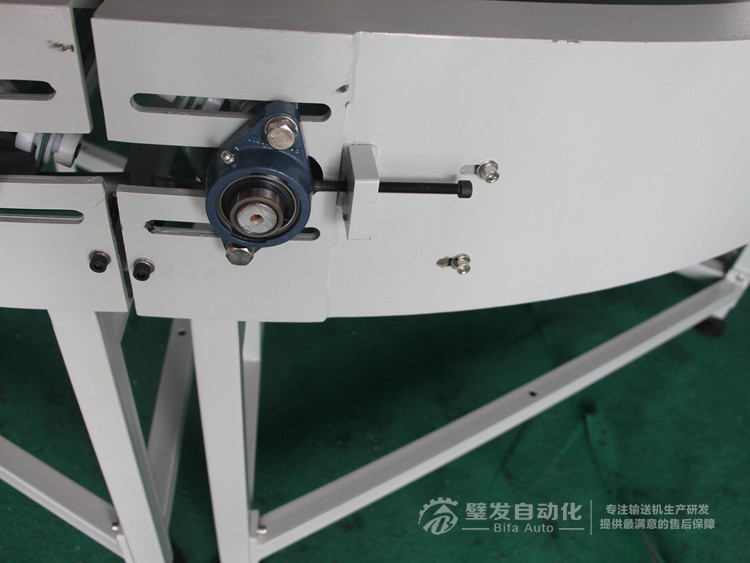 環(huán)形180度轉(zhuǎn)彎機(jī) 環(huán)形180度轉(zhuǎn)彎機(jī)